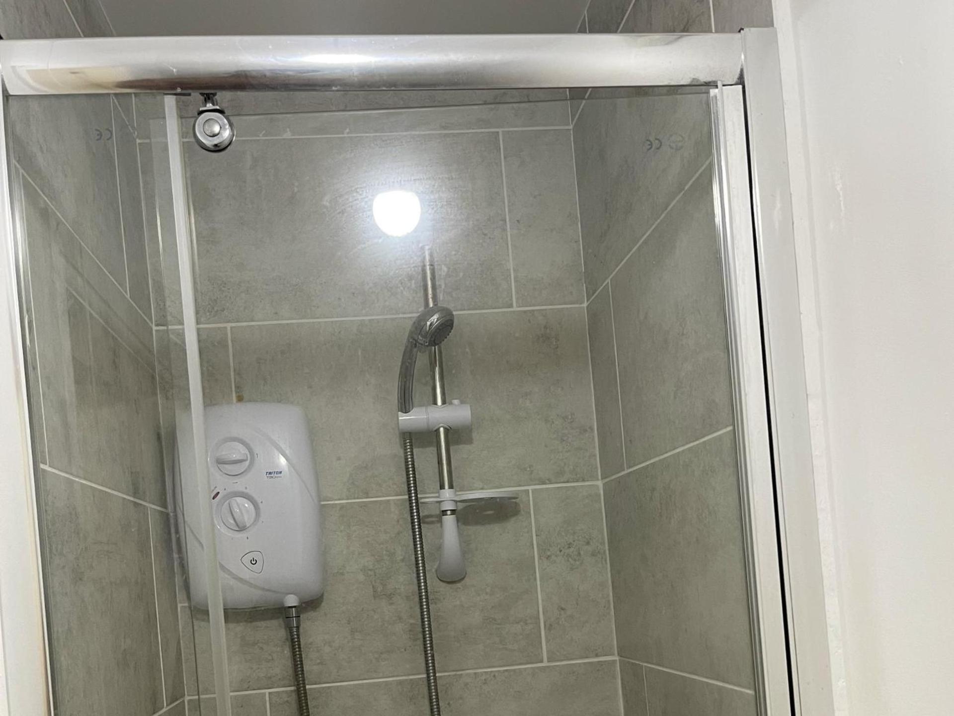 Stylish 1-Bed Apt - Sleeps 4 - Parking - Wifi マンチェスター エクステリア 写真